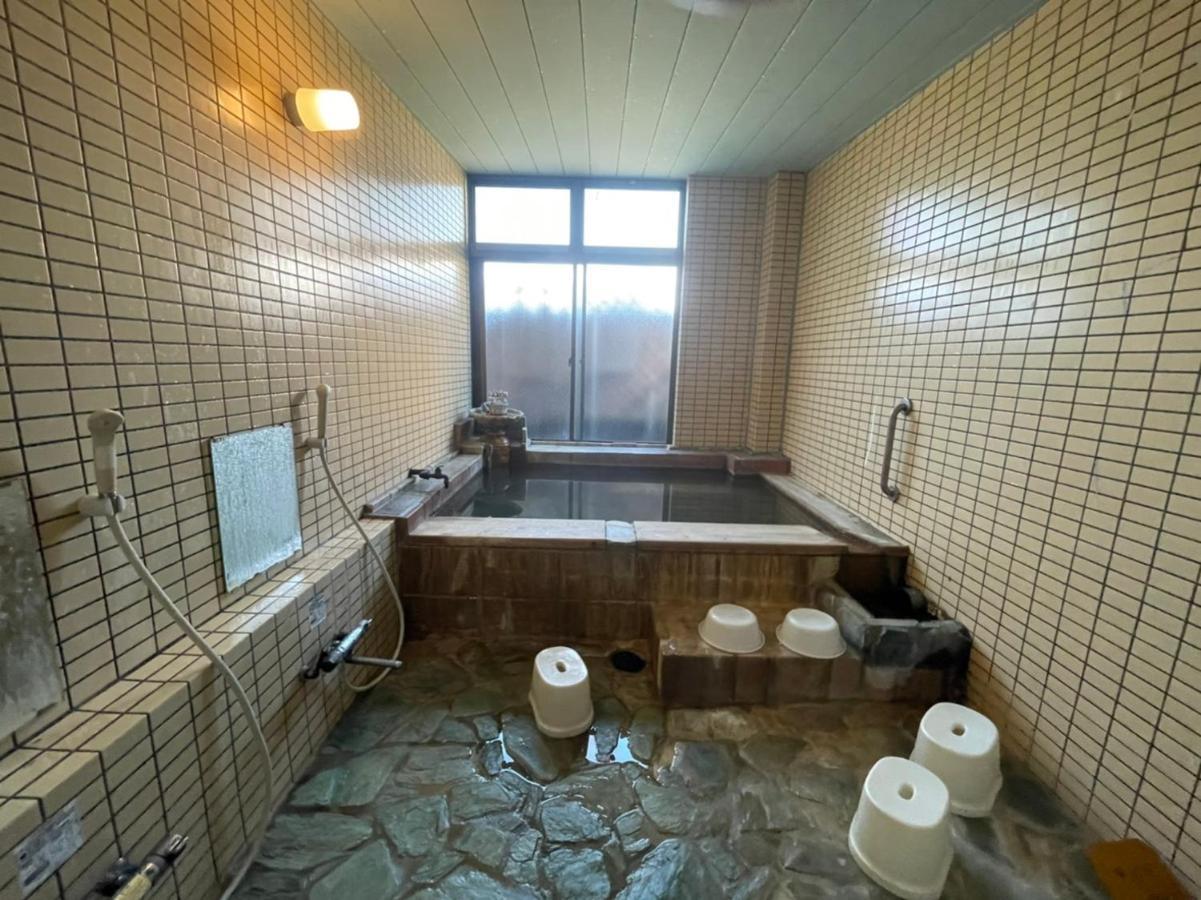 Hotel Isodokei Sirahama Kültér fotó